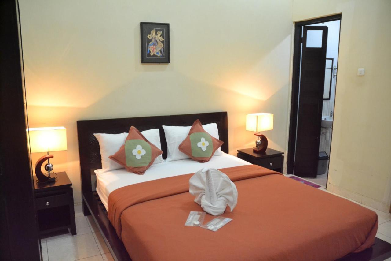 Roemah Canting Homestay Джокьякарта Экстерьер фото