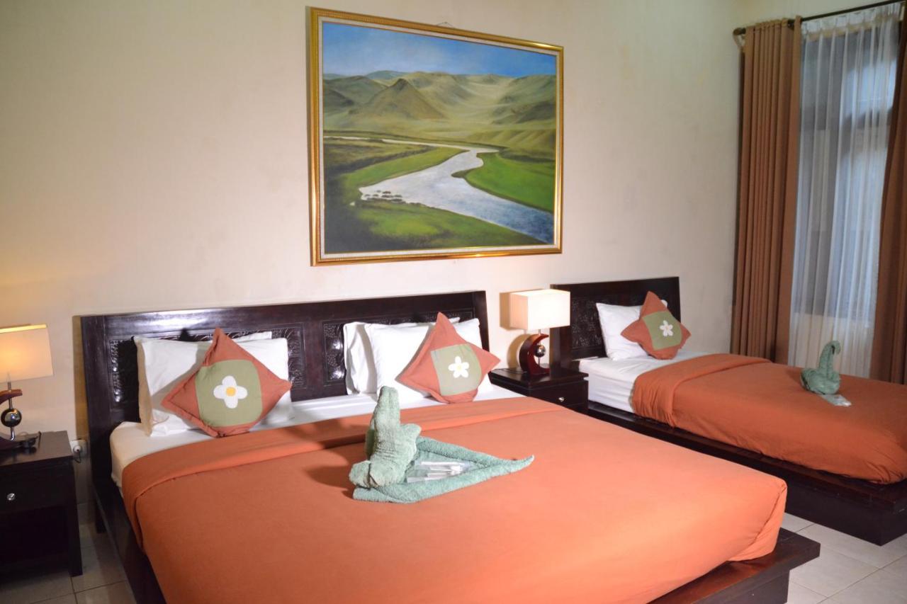 Roemah Canting Homestay Джокьякарта Экстерьер фото