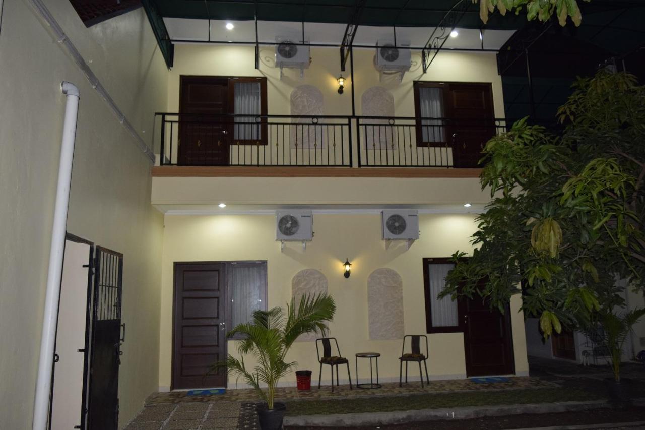 Roemah Canting Homestay Джокьякарта Экстерьер фото